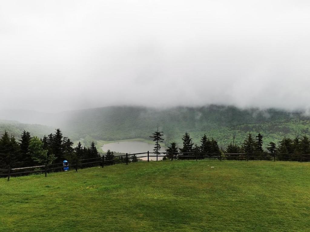 Enjoy The Long Range View, Ski In N Out Top Of The Mountain Condo Snowshoe Exterior foto
